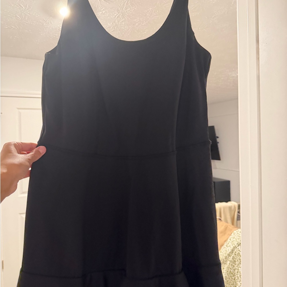 Black Sleeveless Dress